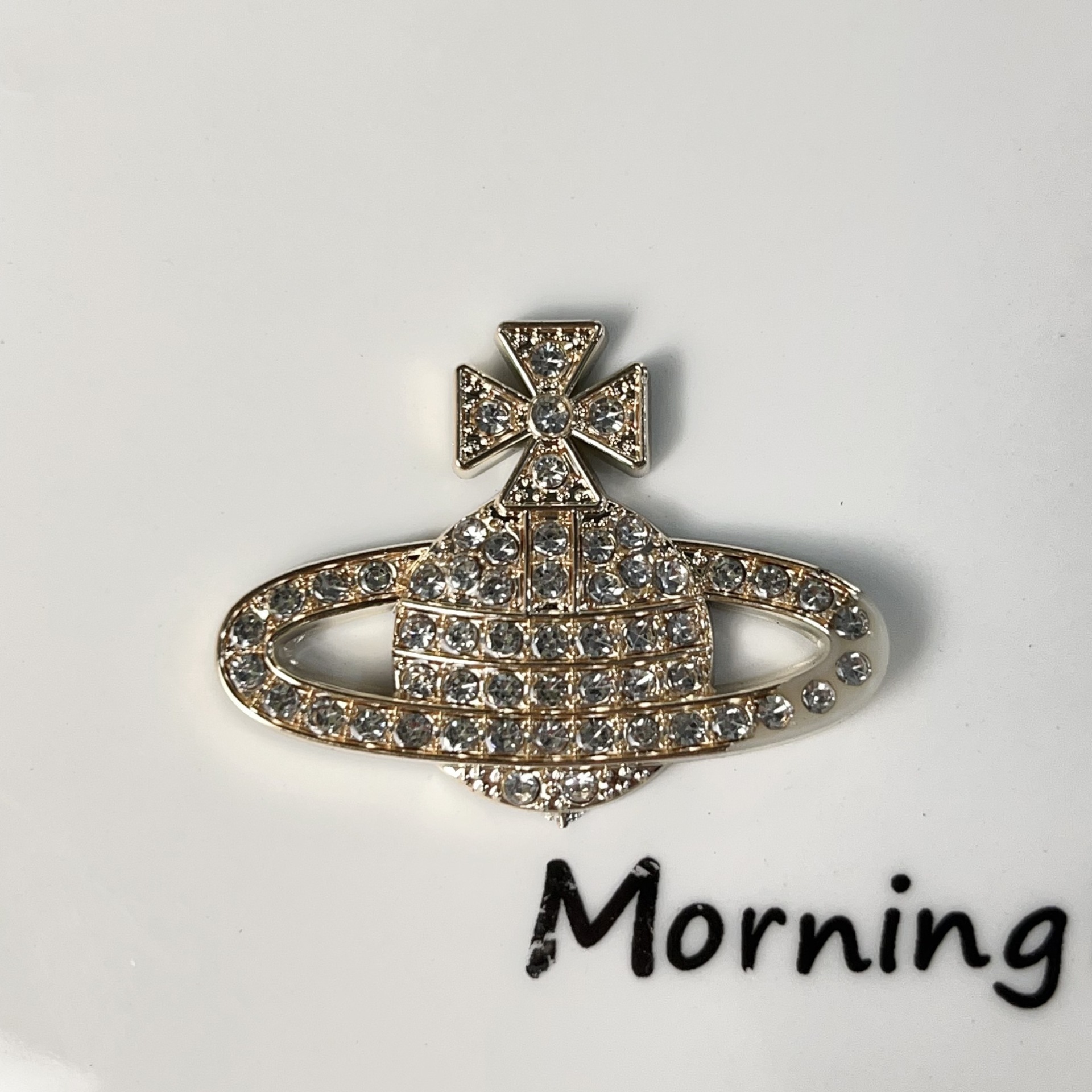 ミディアムサターンゴールド 38×28mm