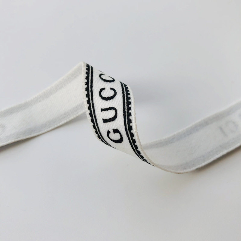 G字(白)