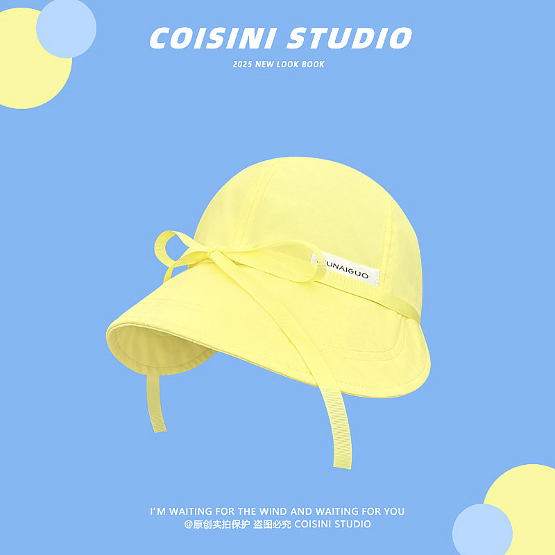 キャンディーカラーのツーピースバケットハット