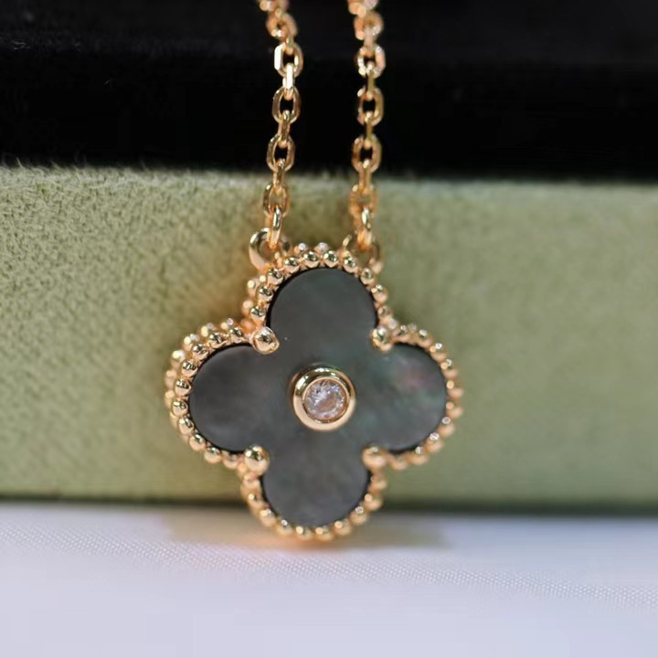 ローズゴールドグレー