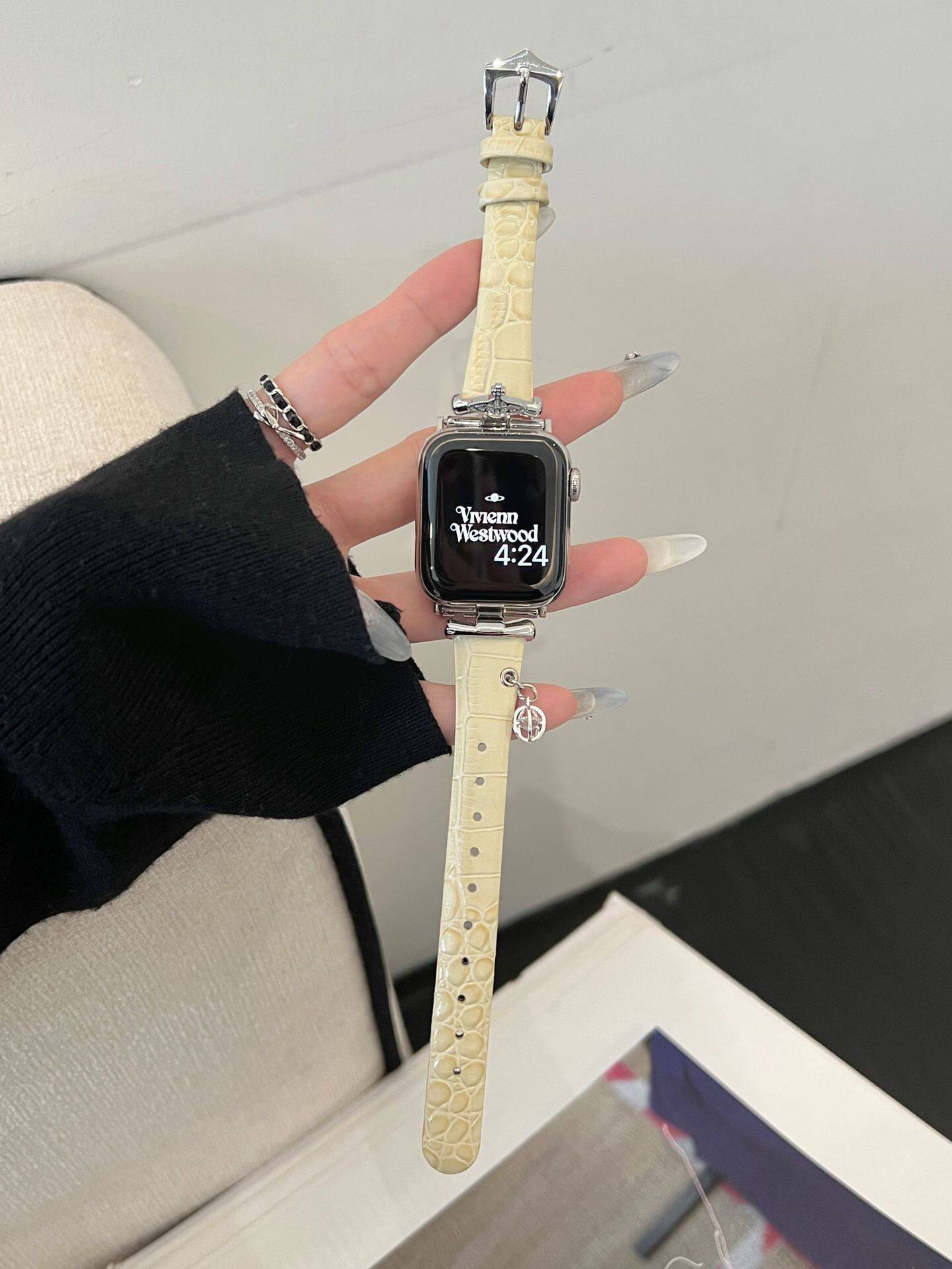 2.杏色-銀ボタン