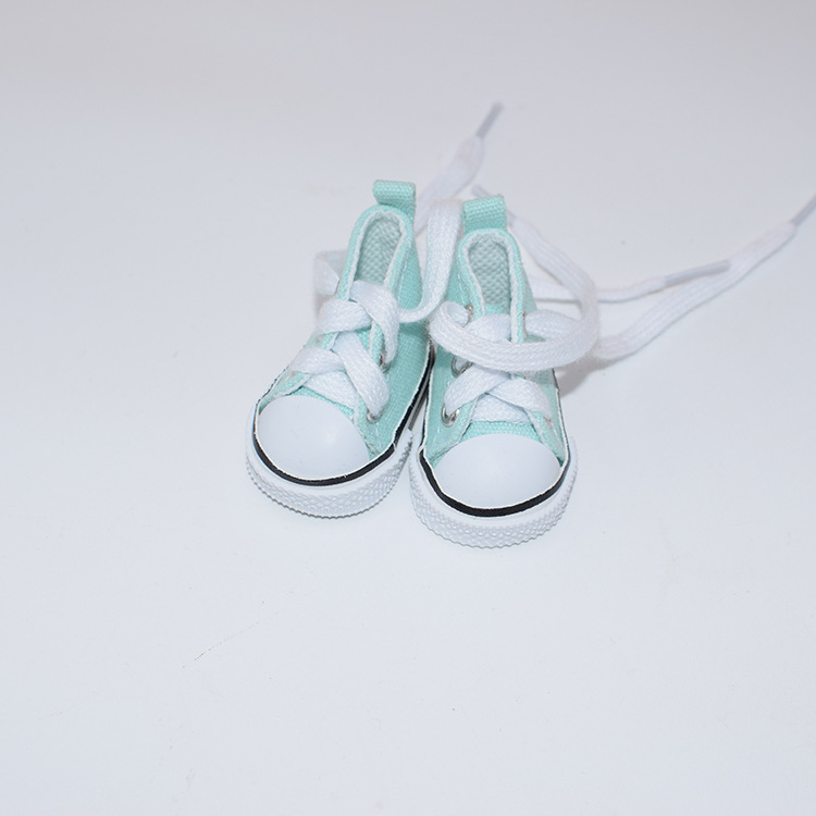ミントグリーンキャンバスシューズ