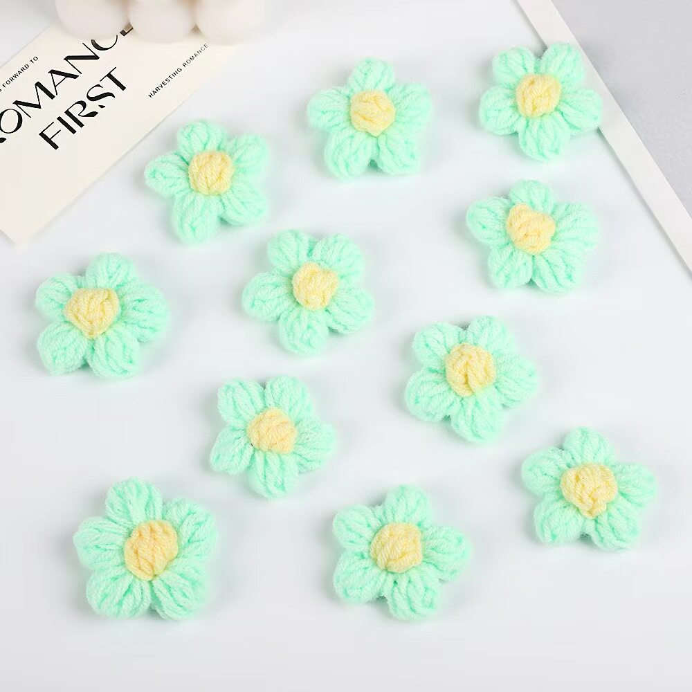 ブローチ パフフラワーグリーン