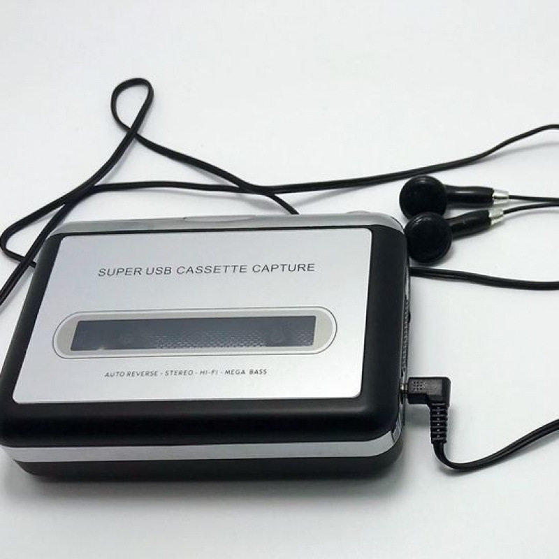 ウォークマン 1 台 (ヘッドフォン付き)