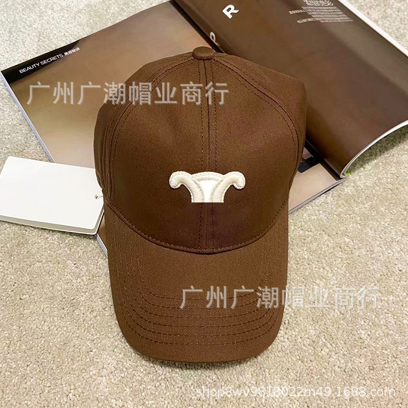 濃い茶色