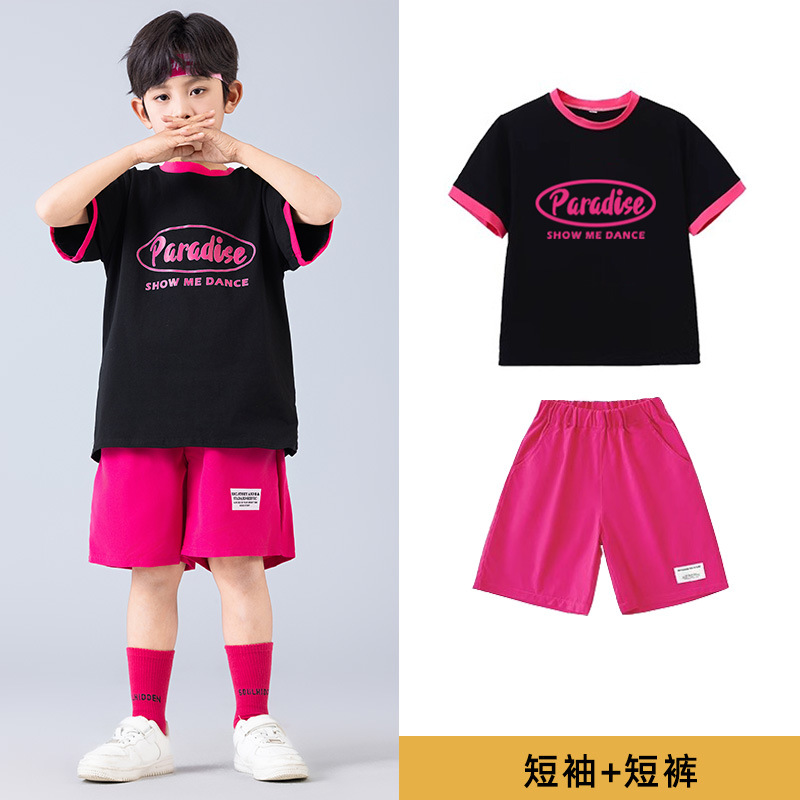 男の子—黒のT+ショートパンツ