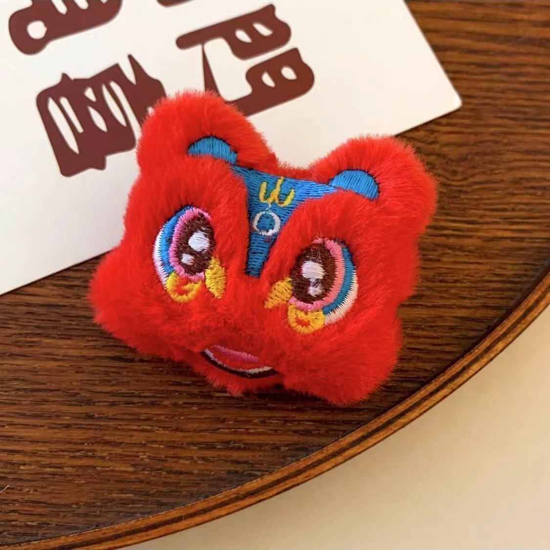 82*-レッドライオン覚醒【ブローチ】