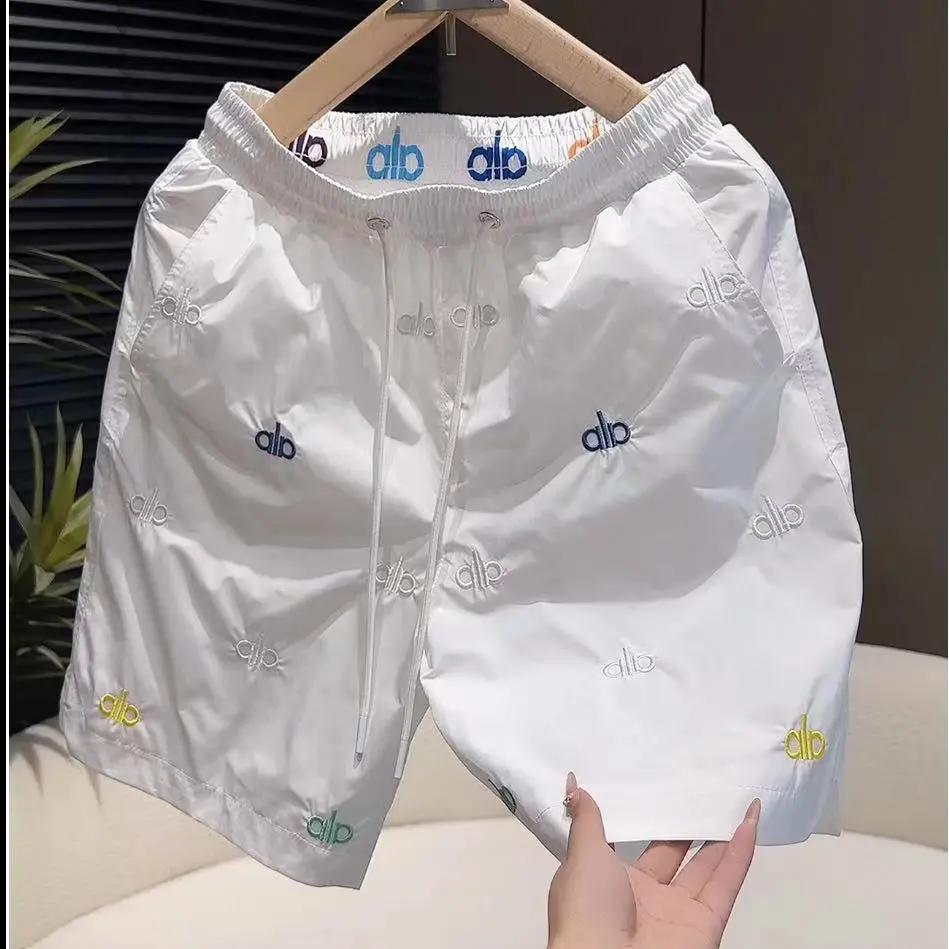 白