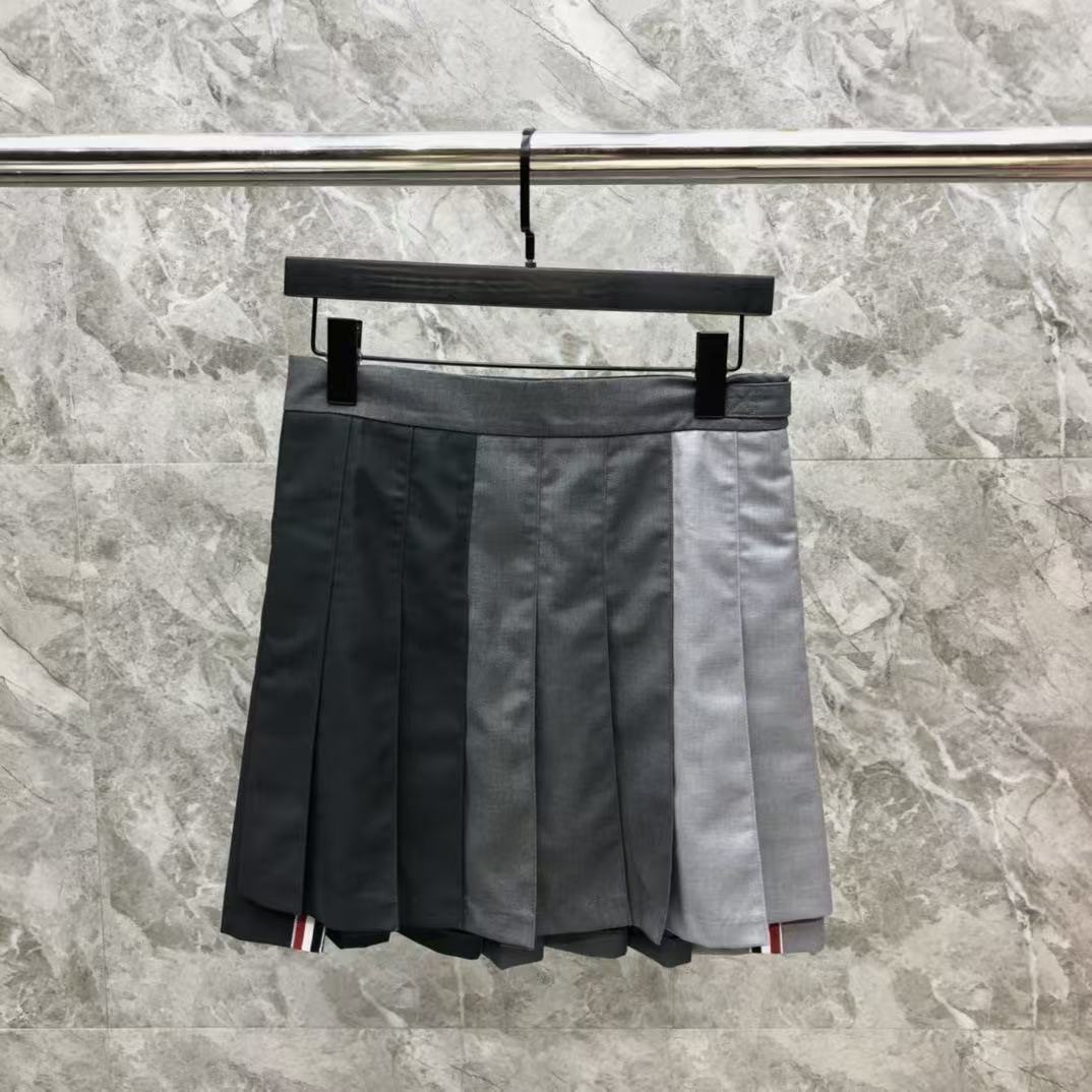 グラデーションカラースカート
