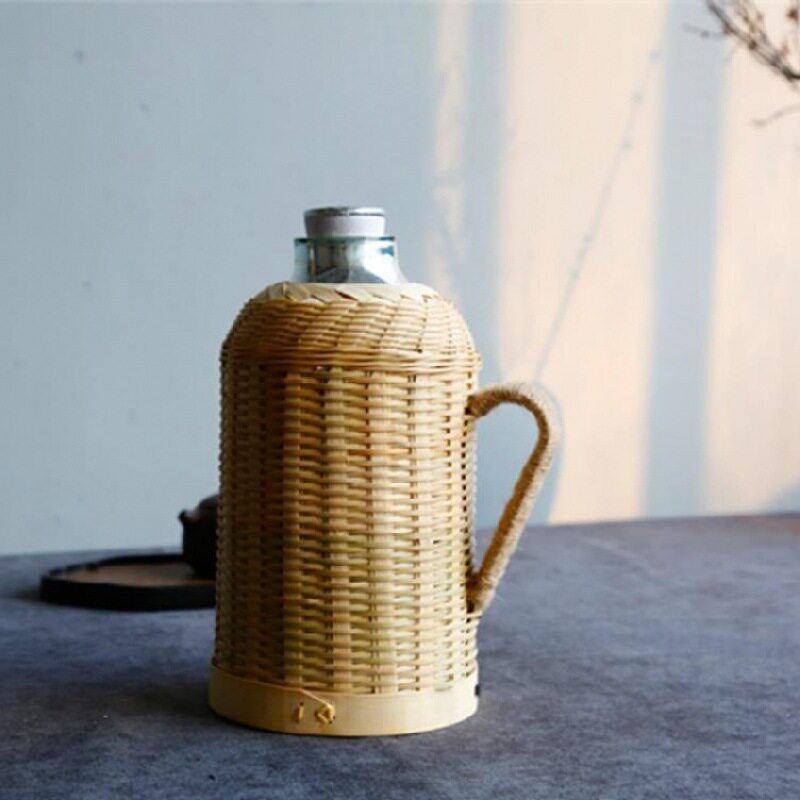 1.9L バンブーイエローモデル、ゴールドスターライナー付き