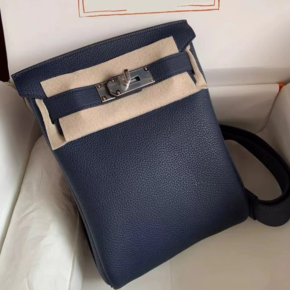 ミッドナイトブルー