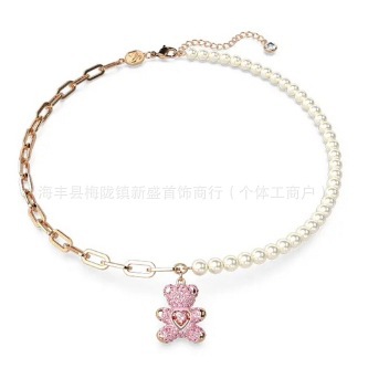 パールピンクベアネックレス