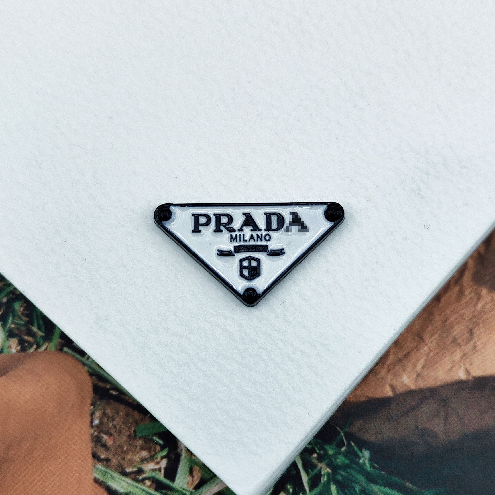 4#30*16mm 黒地に白