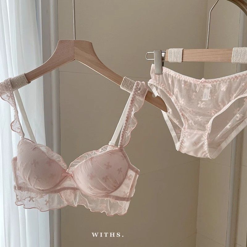 TSピンクスーツ