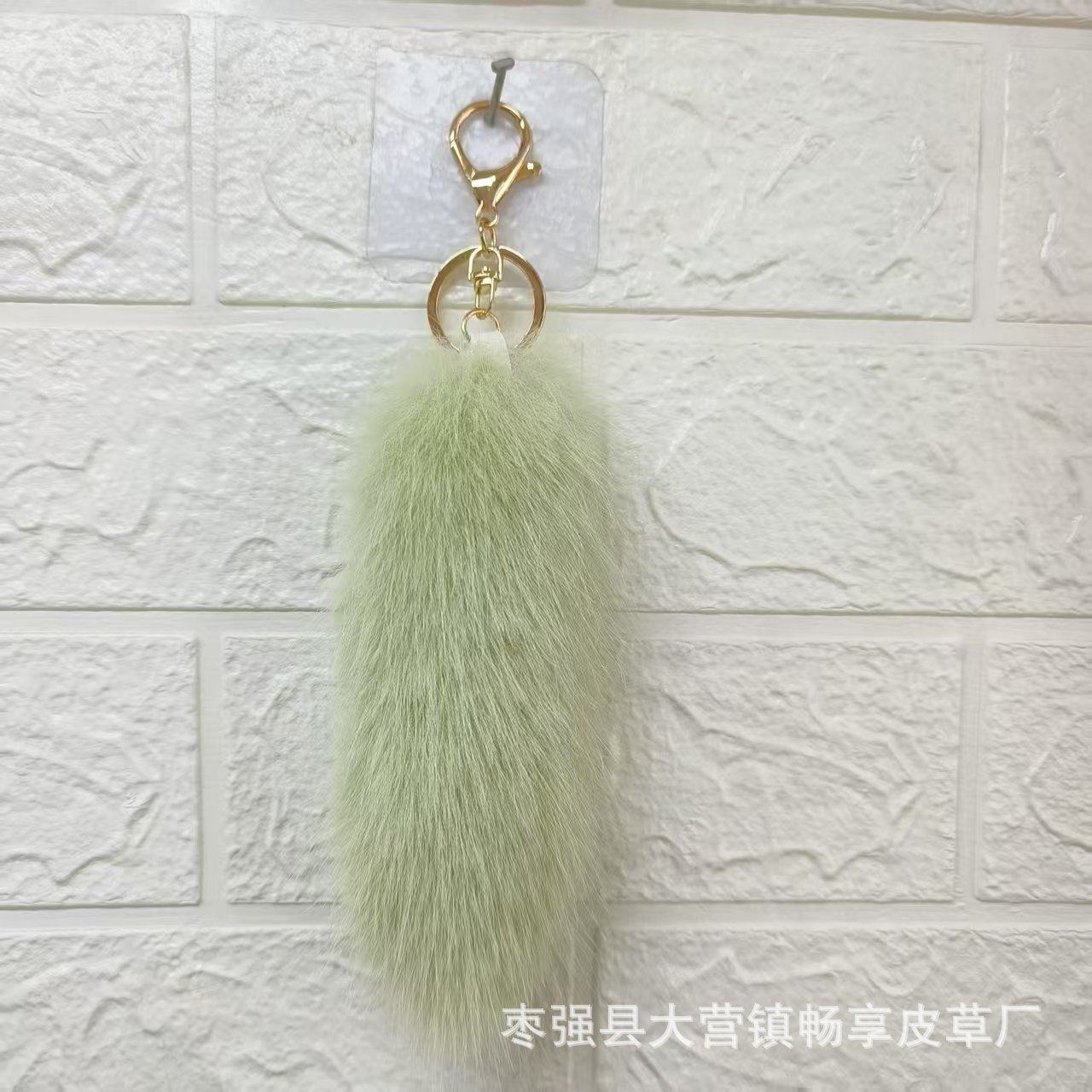 ライトグリーン