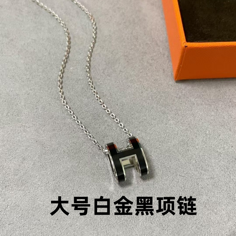 ラージホワイトゴールドブラックネックレス