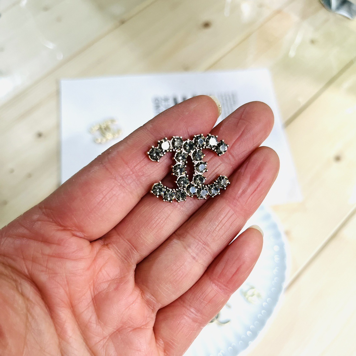 ラージグレーダイヤモンド 2.7×2.1cm