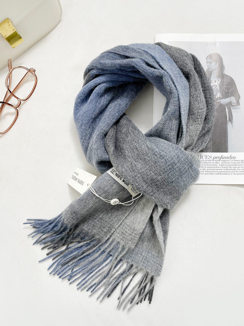 グラデーショングレー