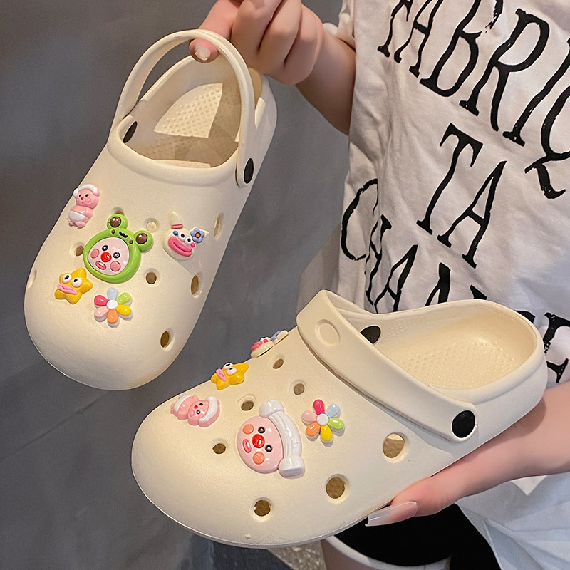 オフホワイトのいたずらな豚∷