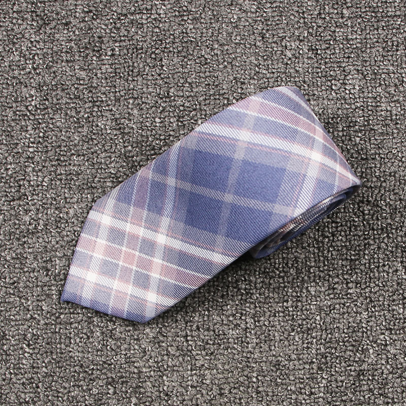 紫のスモークタイ