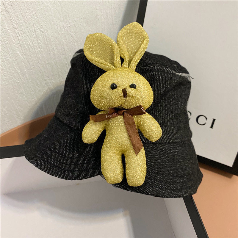 黒いウサギ