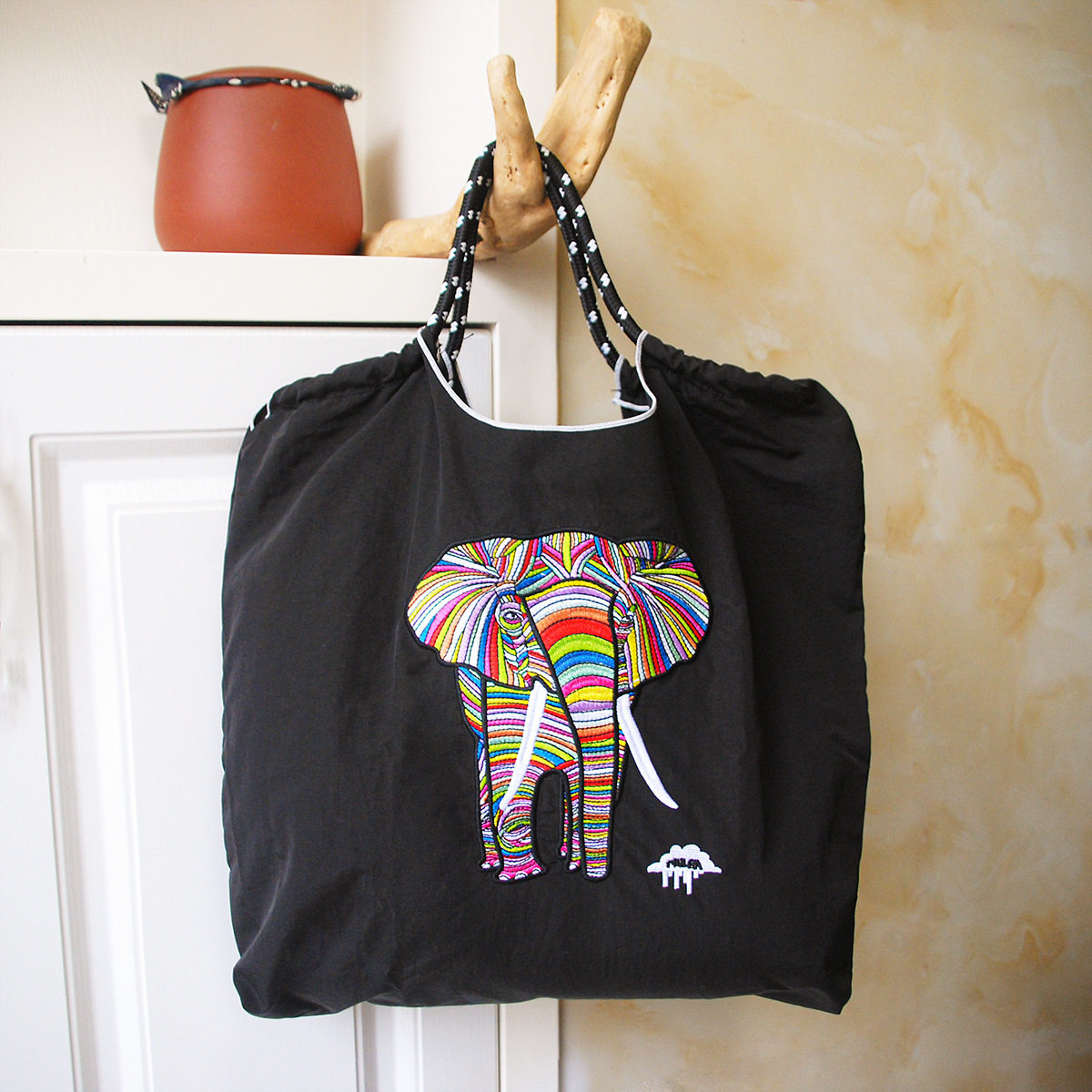 エレファントブラック(ショルダーストラップを除く)