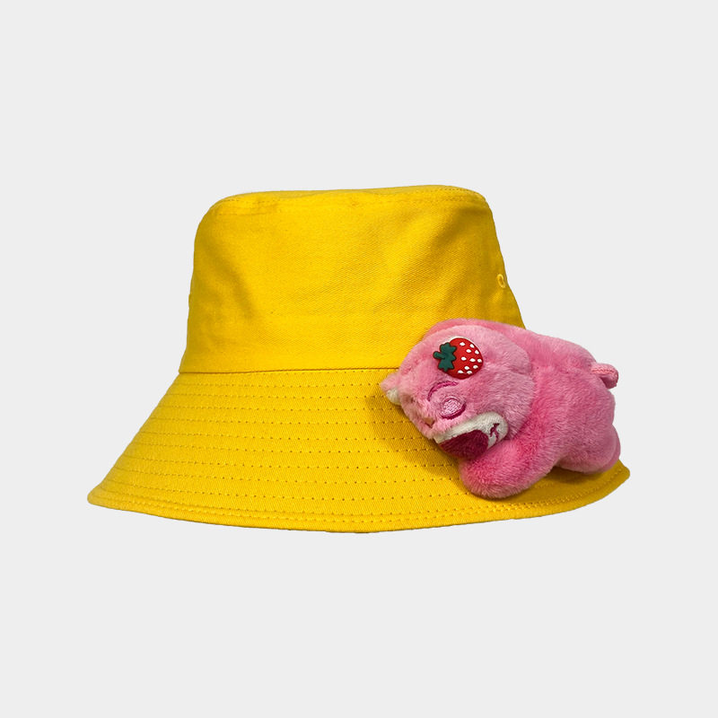 黄色の漁師の帽子 + ストロベリーベア