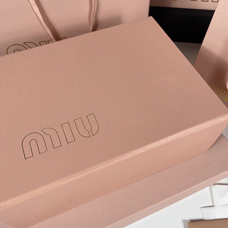 小型折りたたみボックスには付属品が付属します 30*21*10