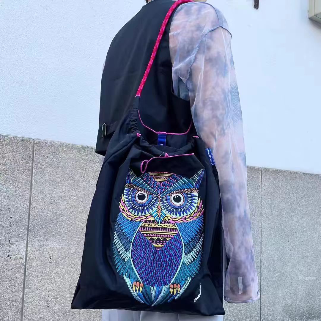黒フクロウ大