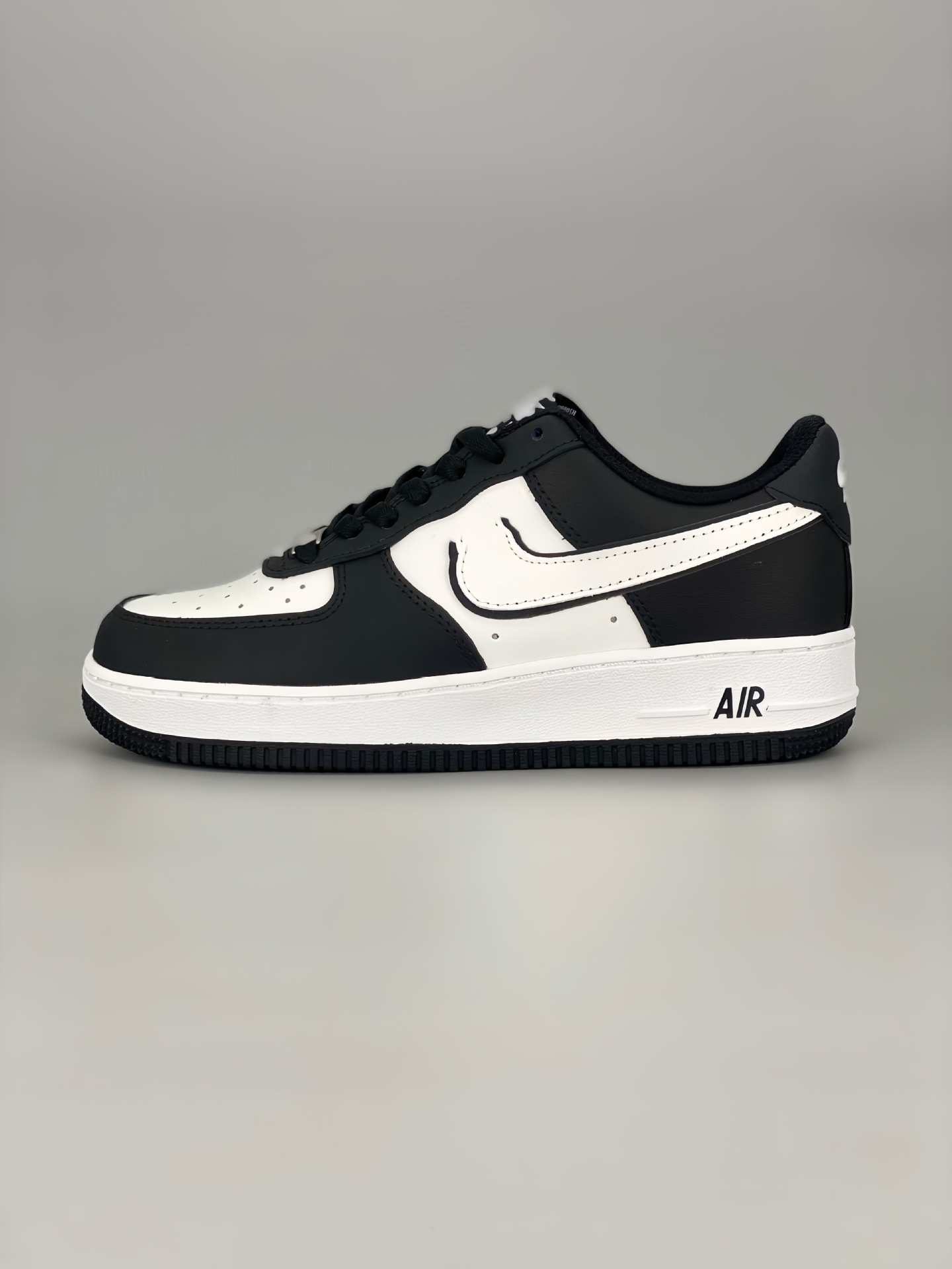 AF1 エア フォース - 黒と白のパンダ