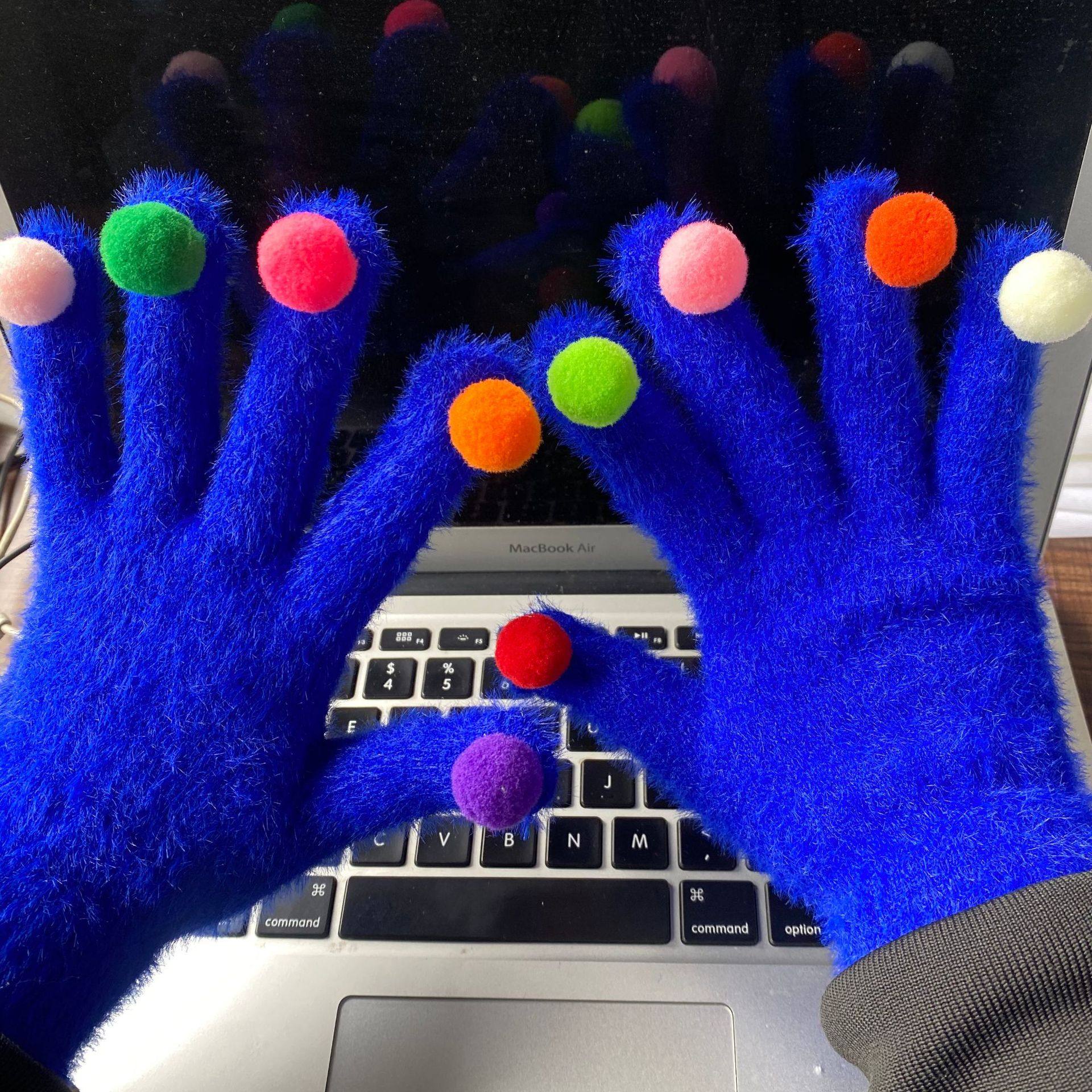 ミンクファー ロイヤルブルー【毛玉ランダムカラー】