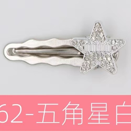 ダイヤモンドとシルバーがいっぱいの五芒星