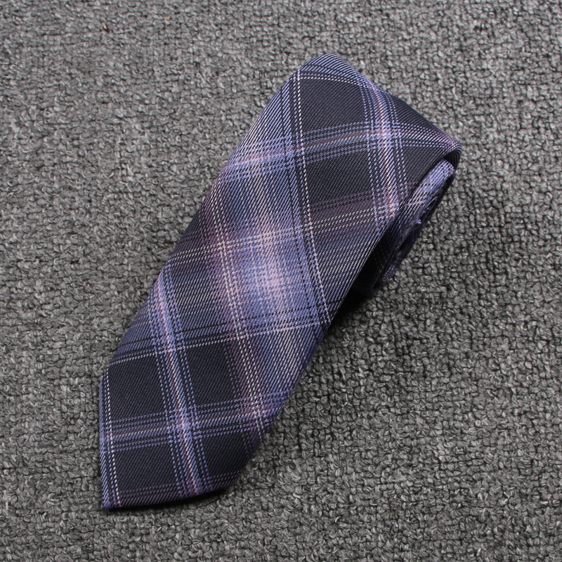 ロマンスは死なないネクタイ