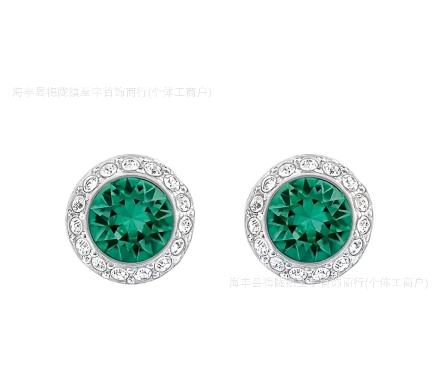 グリーン クリスタル ローマン スタッド ピアス