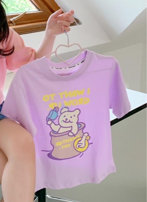 紫色のベアーtシャツ