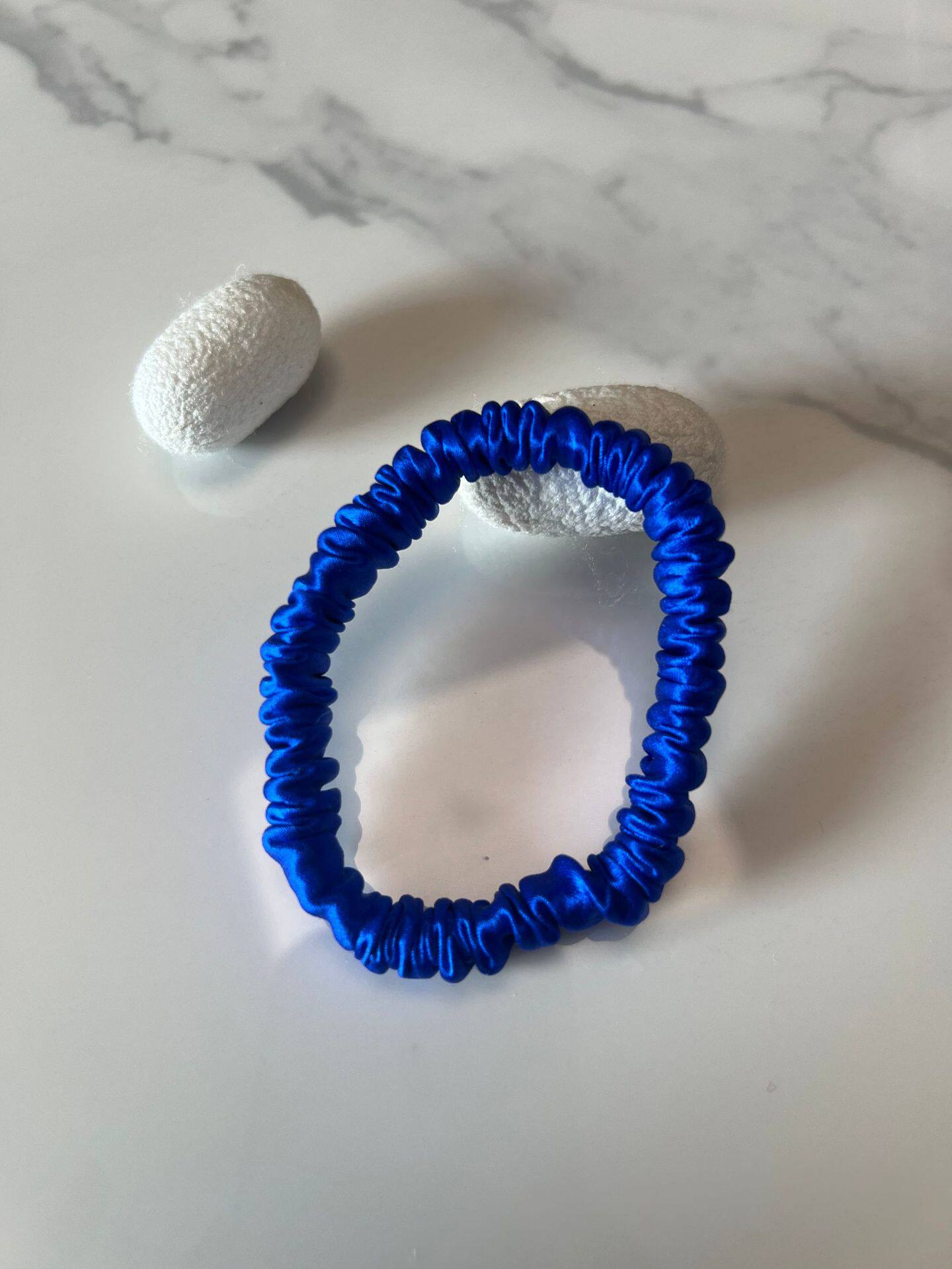 ロイヤルブルー