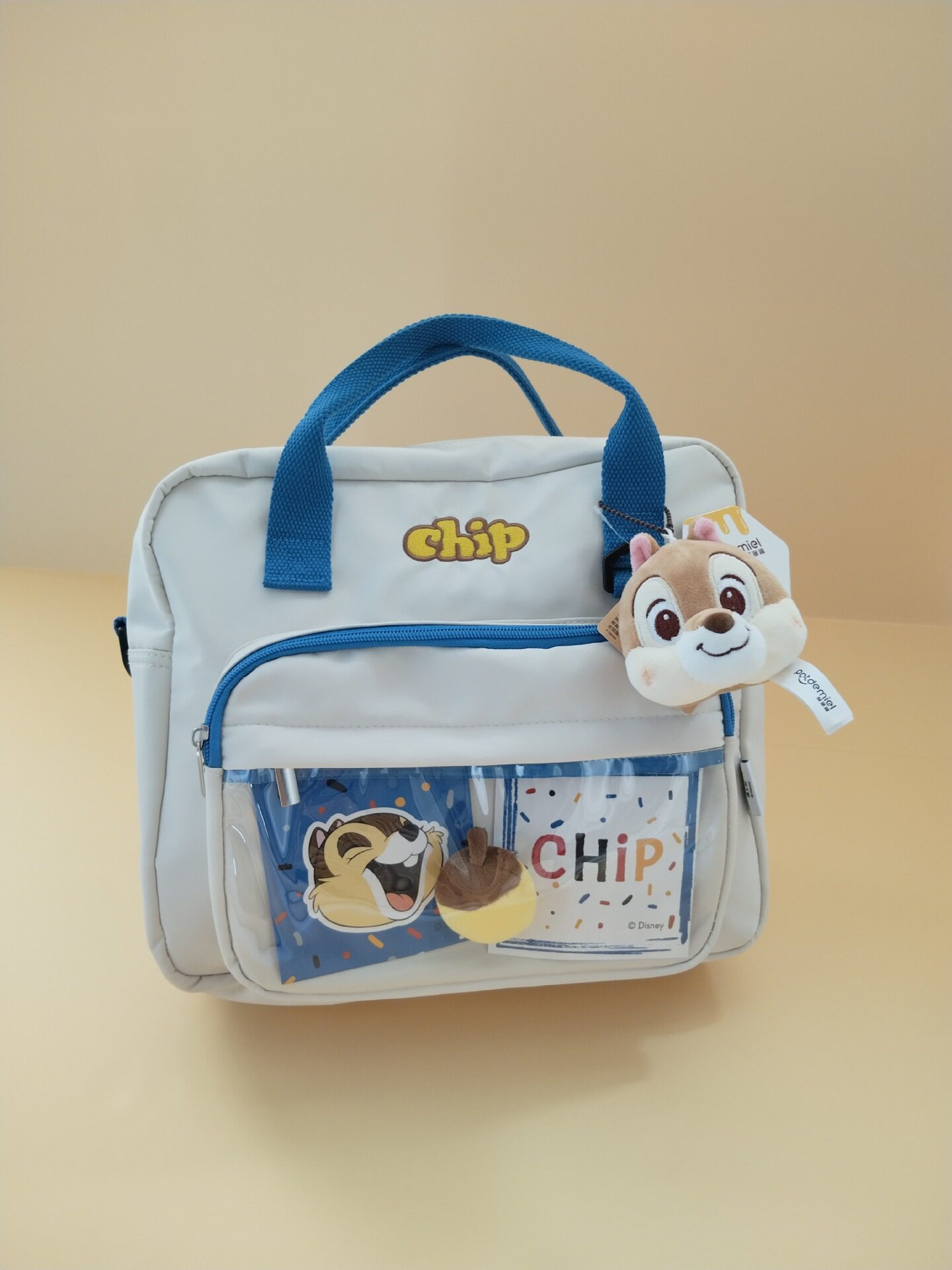 Qiqi オフホワイト カード ハンドバッグ