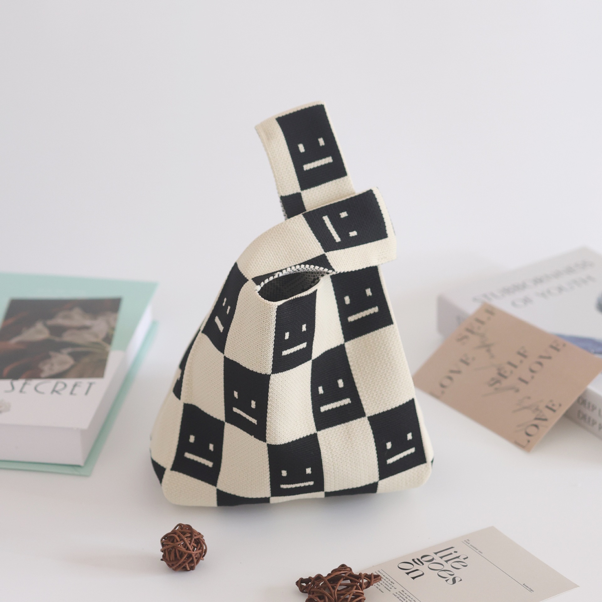 スマイリーフェイス-ベージュ