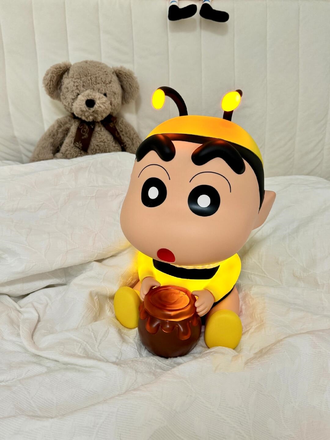 ハニーポットしんちゃん-26cm+カラーボックス付き【本体+光る触手】
