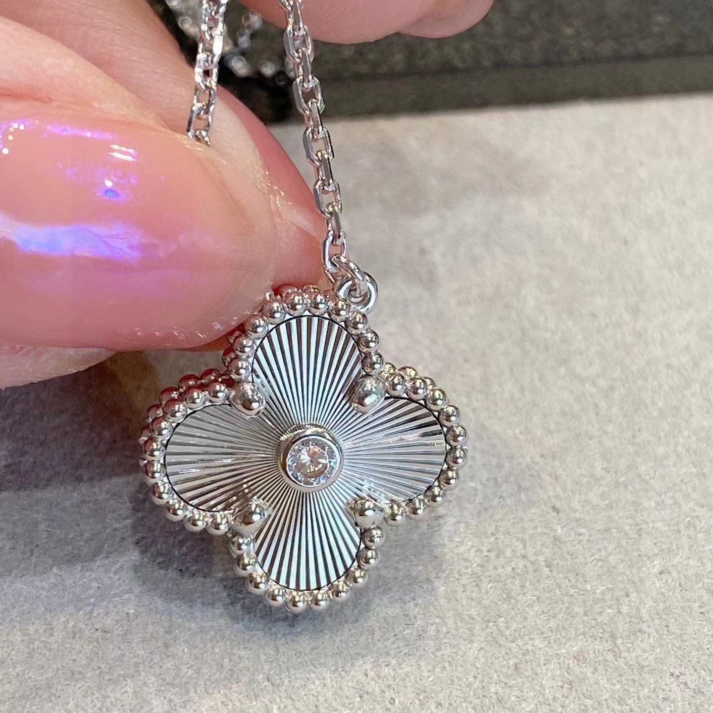 プラチナレーザー