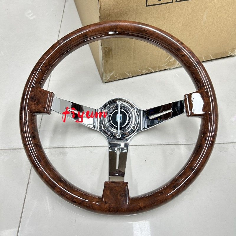 ND/木色の大きな凹み