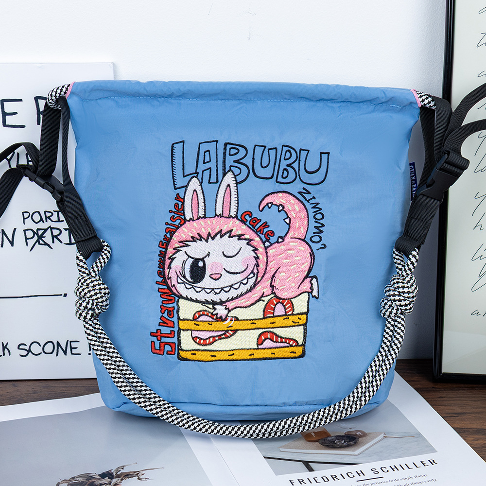 ライトブルー・ストロベリーケーキプルBUBU【バケツ風】