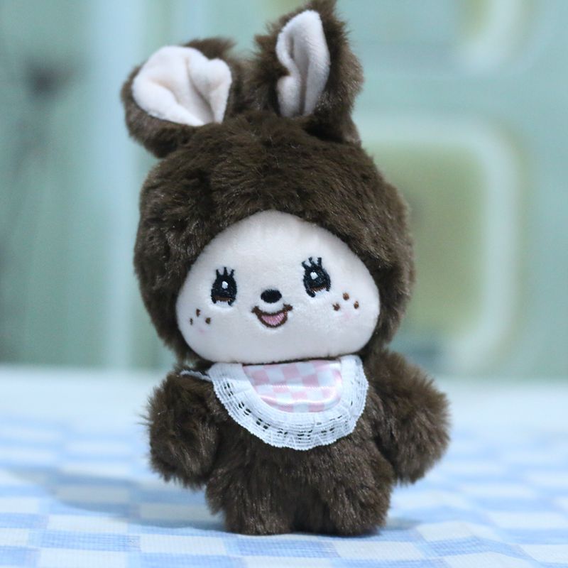 ダークブラウン