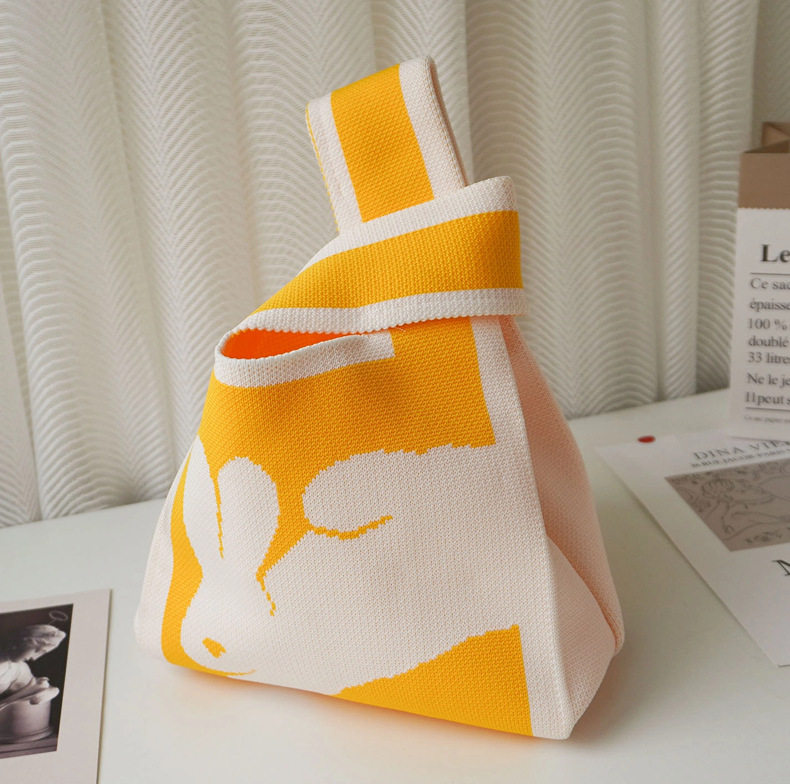 中国の黄色-ウサギ