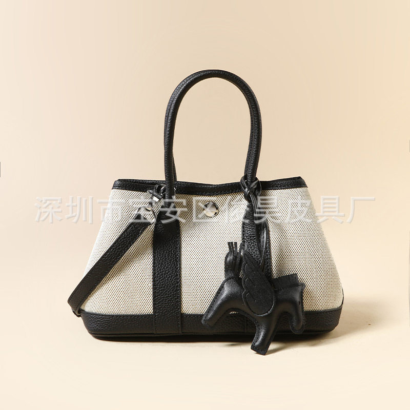 スペルブラック 25cm（ポニー付き）