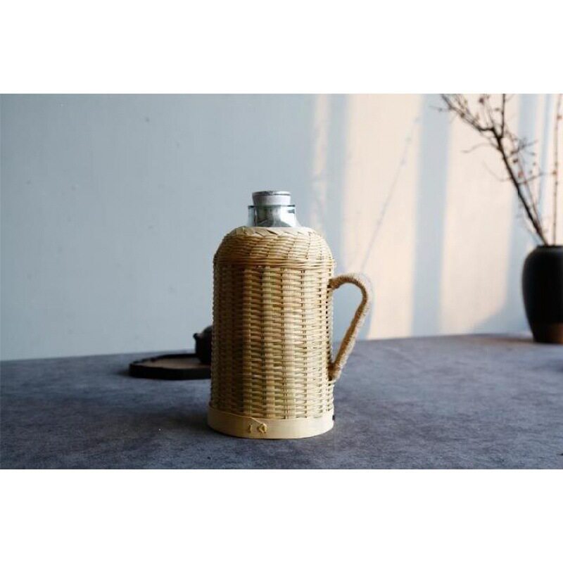 1.3L バンブーイエローモデル、ゴールドスターライナー付き