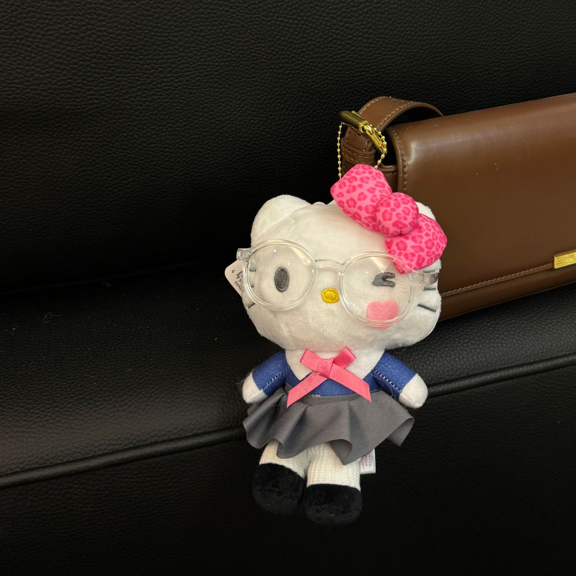 ホワイトレザーカレッジスタイルkt+ホワイトメガネ