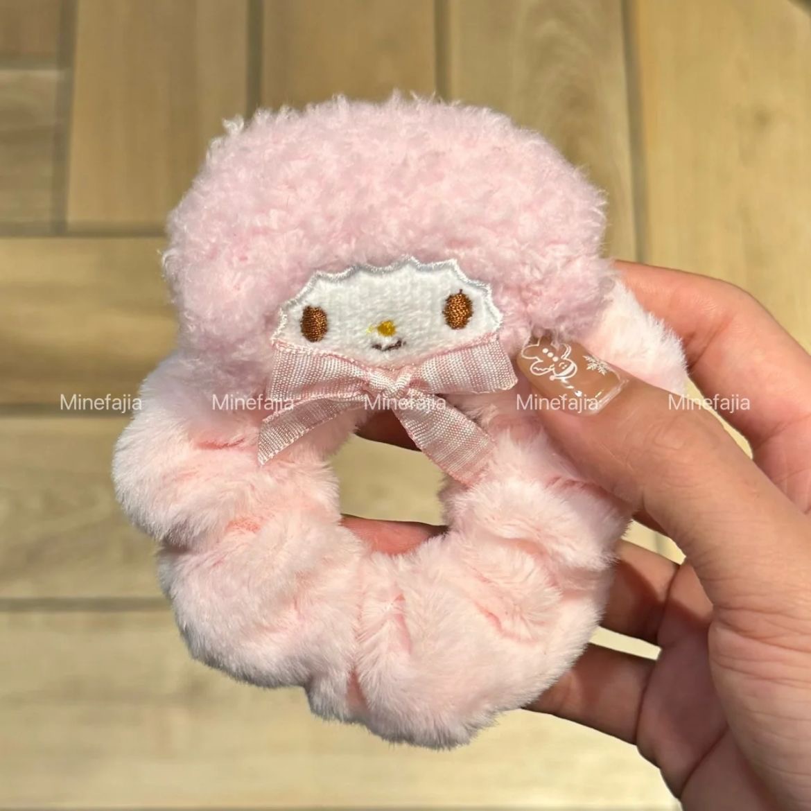 ピンクの子羊大腸ヘアゴム