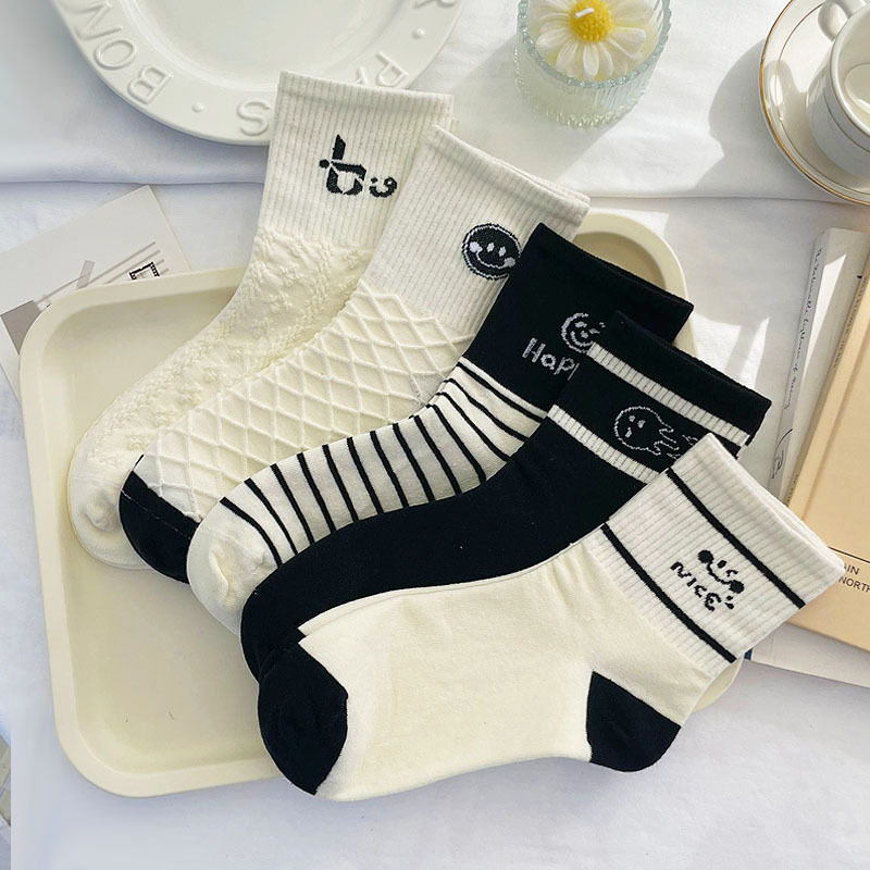 エクスプレッションミッドカーフソックス