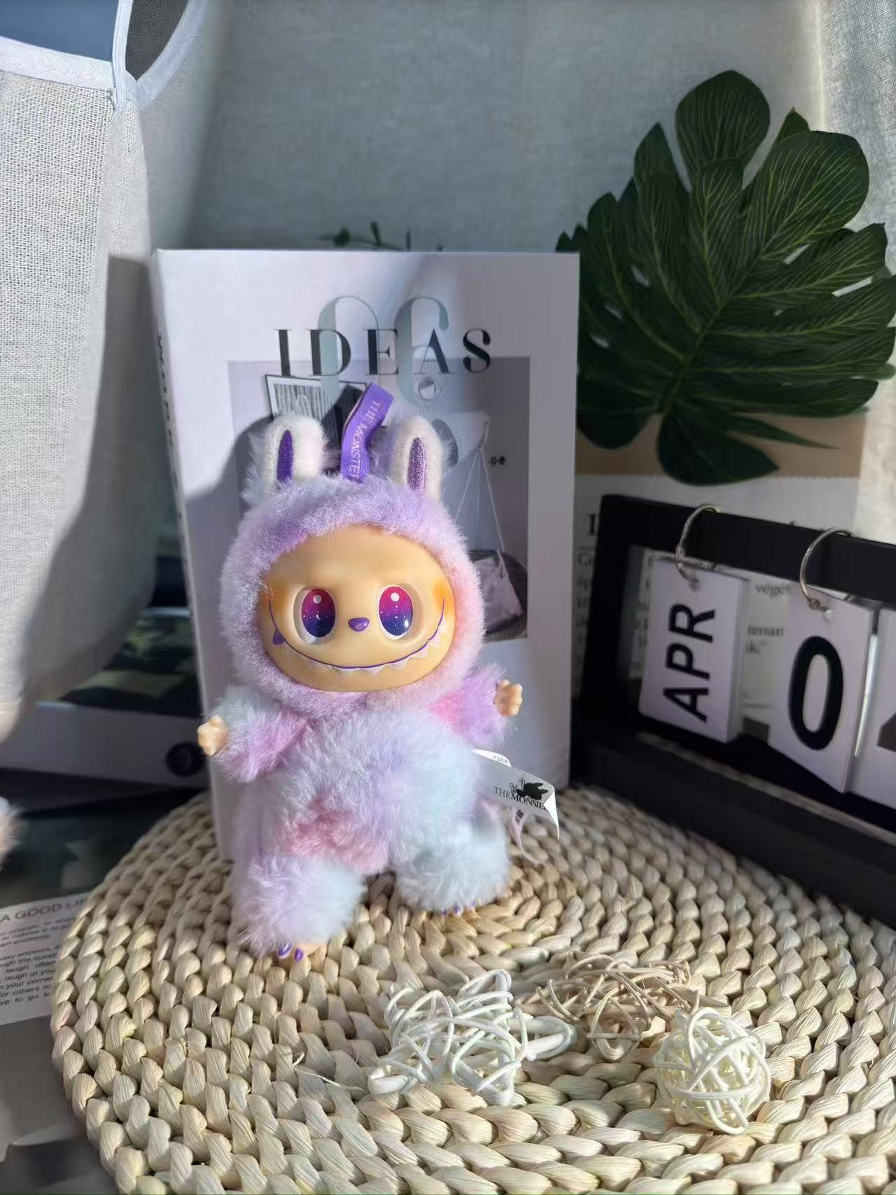 No.5【ラッキー】パープルヌード衣装